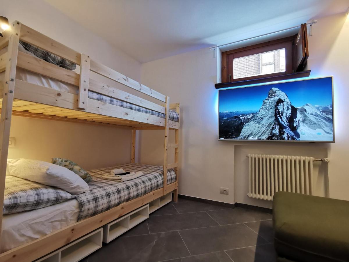 Aura Snowy Peaks Apartment At The Foot Of The Matterhorn - Cerviniaholidays-Com Брей-Червиния Экстерьер фото